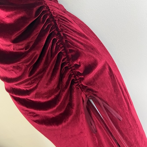 Lucy In The Sky Ruched Maxi Dress in Burgundy Velvet - Picture 12 of 13